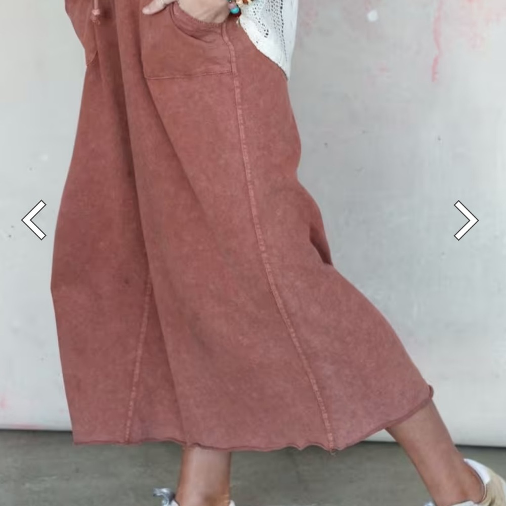 Women's Wide Leg sweat/ casual  Pants 3 bird nest. Sz lg
